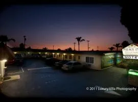 The Palace Inn