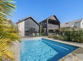 Space+Light lounge by pool walk to town beach