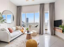 Silkhaus Modern 2 BDR | Sea View | Oceanscape