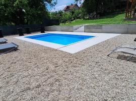 Apartmani Maslačak, logement avec cuisine à Vrdnik