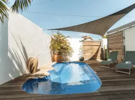 Maison Makoa et sa piscine proche du front de mer