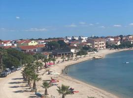 Ferienhaus Igor, hotel v destinaci Vir