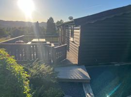 Home From Home LogCabin, hotel v destinaci Trawsfynydd