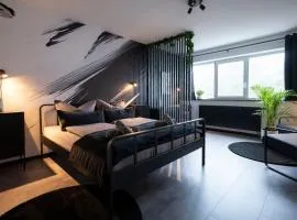 Black & White Apartment - Balkon, Netflix, Nespresso, Zentral, Messe