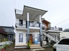 Labella Homestay 2 Syariah RedPartner near 0 KM Dieng