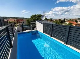 Premium Holiday house VILA OAZA with Pool