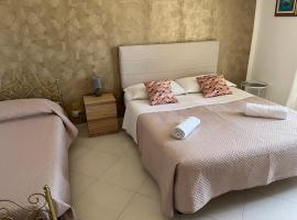 Nina apartament Giardini Naxos con posto auto，位于贾迪尼-纳克索斯的酒店