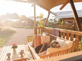 Sahara Stay, glamping site in Vluchtenburg
