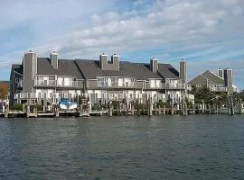 Harbour Island 28D townhouse