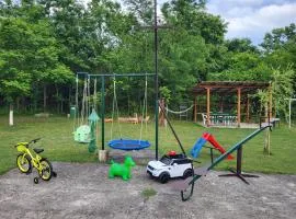 Apartmani Eli SA DVORIŠTEM