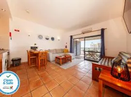 A11 - MarinaPark Hill Beach Apartment