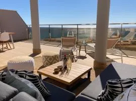Modern Penthouse with Sea View
