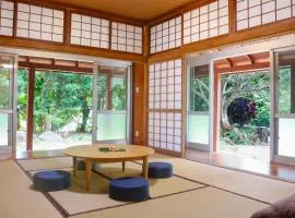 ビーチ徒歩3分 BBQ可 最大10名宿泊の和室付き平屋 石垣 伊原間 Akashis house