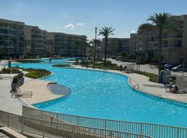 Marassi 2-bed Marina Views Sandy Lagoon, Hotel in El-Alamein