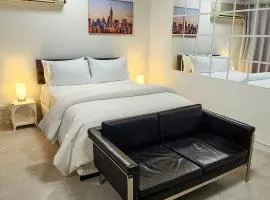 Apt 9 The New Yorker