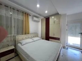 Apartment room Noar