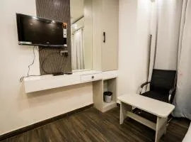 The Aksh Residency