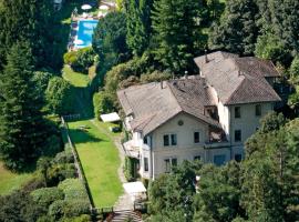 Villa Claudia dei Marchesi Dal Pozzo, hotel with pools in Belgirate