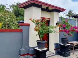PONDOK KAK SEKEH Special guesthouse and stay in pure Balinese compound