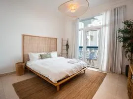 Glamorous Modern 2BHK in Yas Island 324