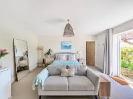 Brand New Self contained garden guest suite
