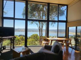 The Lookout at Tamar Ridge Apartments, hotel v destinaci Grindelwald