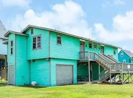 Cute Coastal Cottage! Just a Few Blocks to Beach, Gulf, Jetty and Splash Park!