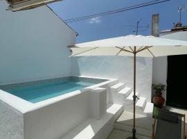A Casa dos Raminhos, ξενοδοχείο σε Vila de Frades