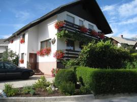 Apartments and Rooms Tavcar, B&B di Bled