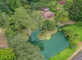 Casa Ceiba