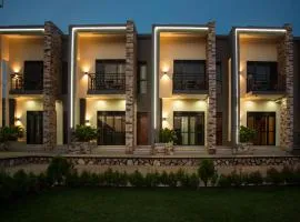 ORIIS Signature stays