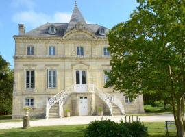 Votre Château La Capelle dans les vignes, hotel i Arveyres