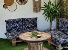 Ty Grain de Sel : logement privatif avec piscine, jardin et patio