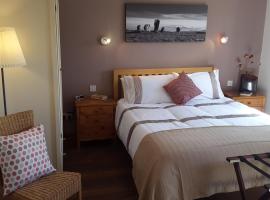 Pantile Lodge, hotel with parking in Milfield