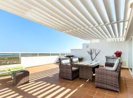 Seagull House - Ocean View Retreat with Pool
