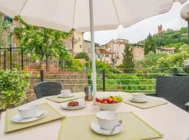Apartment Il Giardino di Lucia by Interhome