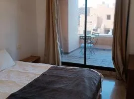 Quite, 2 bed 2 bath in Duquesa Village