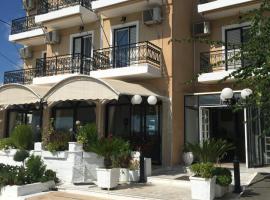 Porto Finissia, hotel v destinaci Finikounda