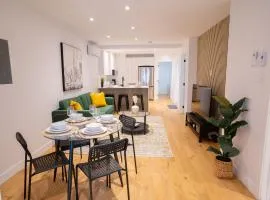 Beautiful 3 BedRooms 2min From METRO - Perfect for the GrandPrix