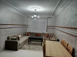 Apartamento cerca de la entrada de la ciudad