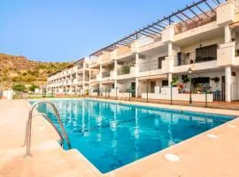 Acogedor apartamento con terraza y vistas al mar