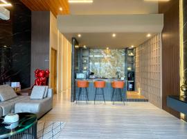 Luxury Modern Private Pool Villa, hotel in Ngaglik