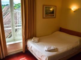 Hotel des Artistes, hotel v destinaci Gargilesse-Dampierre