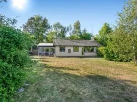 Holiday Home Aamunde - 600m from the sea by Interhome
