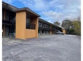 Budget Inn Greenville By Hotel O I-85