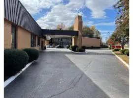 Budget Inn Greenville By Hotel O I-85