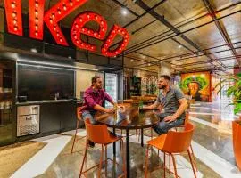 Linked Batel Curitiba by Xtay