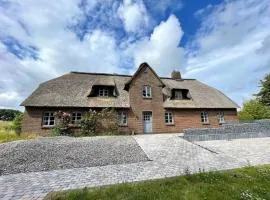 Ferienwohnung Hauke-Haien im Reetdachhaus Bongsiel
