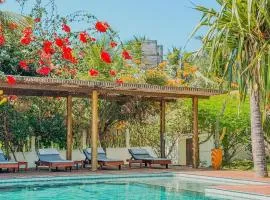 Villa Guaiuba linda casa com piscina e vista por mar !