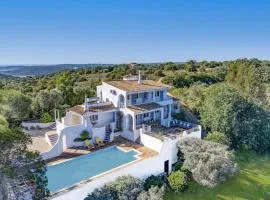 Villa Quinta Marta Luisa by Villa Plus